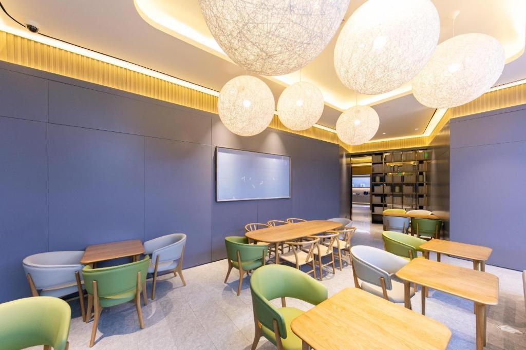Hotel Ji South Yanggao Road Metro Station 3*